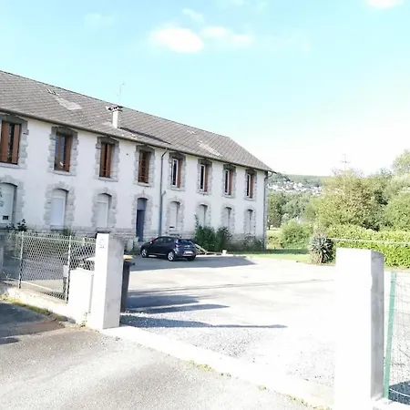 Le Trekking *studio 30m²*wifi*parking Prive*calme